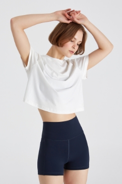 Nikki Sırt Detaylı Tshirt Nikki Sırt Detaylı Tshirt