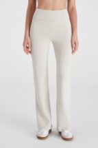 Sabrina Tayt  Sabrina Bol Paça Tayt