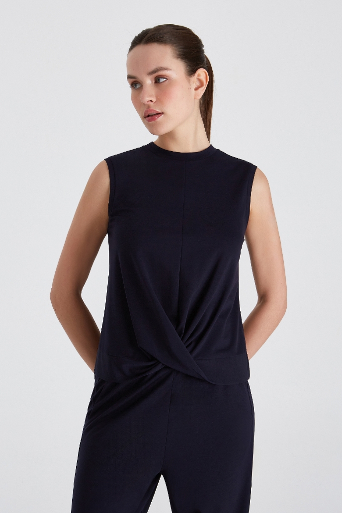 Cecile Bluz  Cecile Bluz