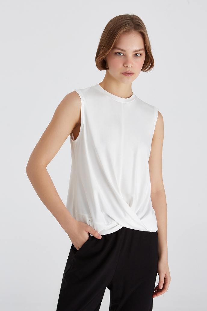 Cecile Bluz  Cecile Bluz